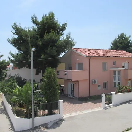 Apartments Luvi Trogir Room photo