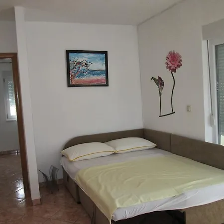 Apartments Luvi Trogir Room photo