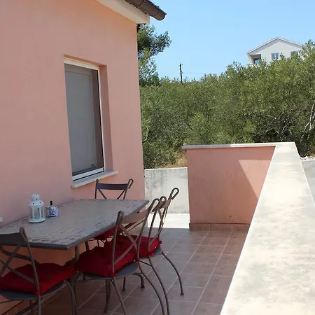 Apartments Luvi Trogir Exterior photo