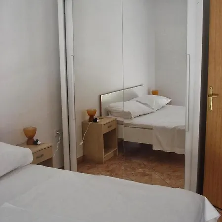 Apartments Luvi Trogir Room photo